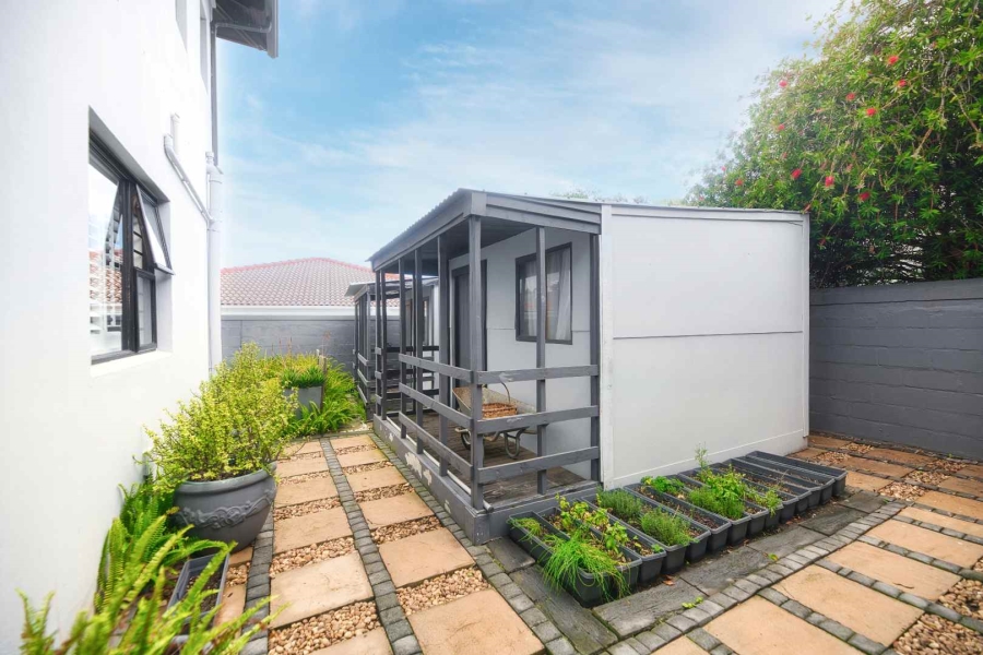 4 Bedroom Property for Sale in Hermanus Heights Western Cape